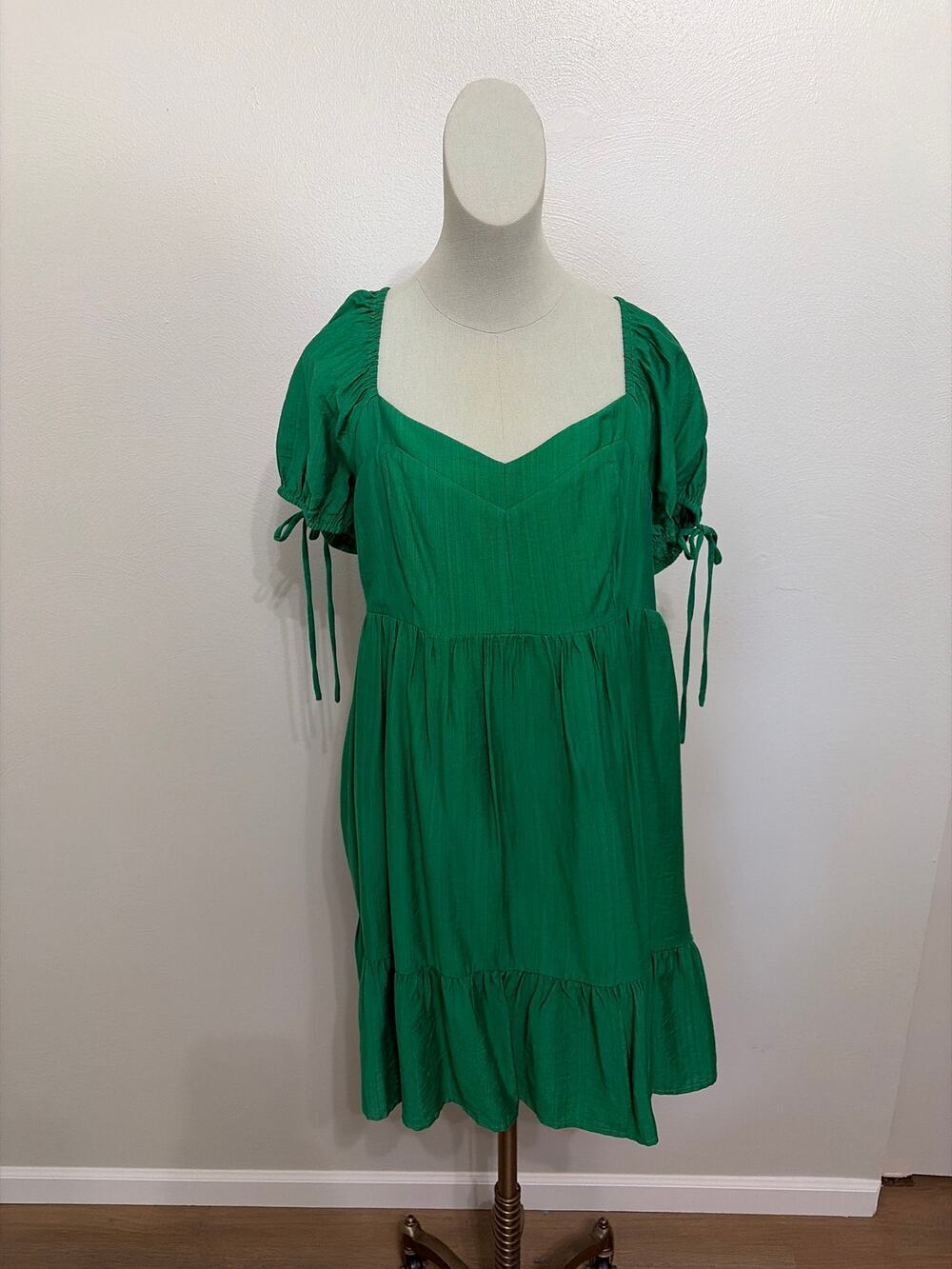 NWT Joy Joy Bustier Tiered Dress Emerald Green. Size Medium